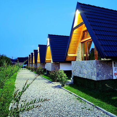 Resort La Familia Bihać Exteriör bild