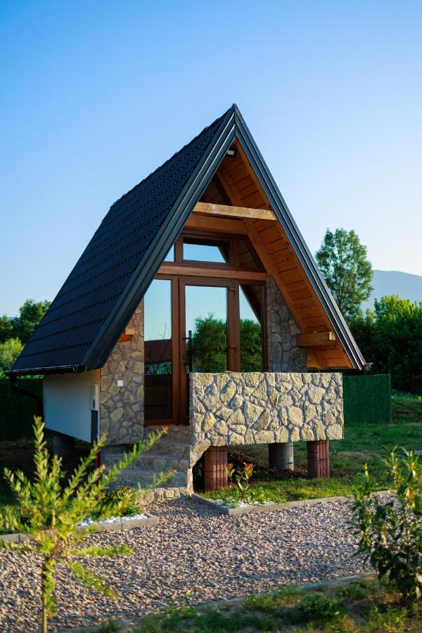 Resort La Familia Bihać Exteriör bild
